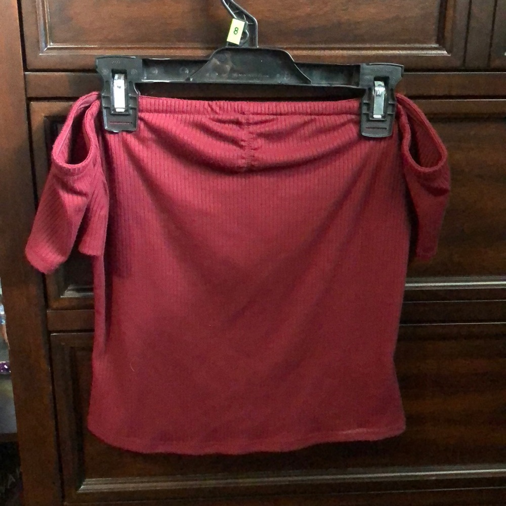 Off the shoulders crop top